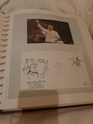 Álbum de sellos Vaticano Edifil