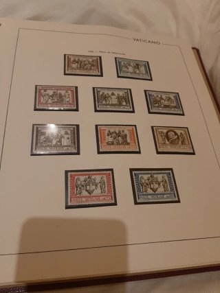 Álbum de sellos Vaticano Edifil