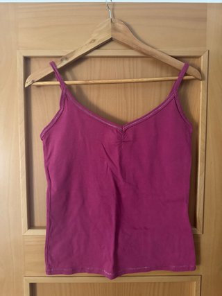 Camiseta tirante rosa