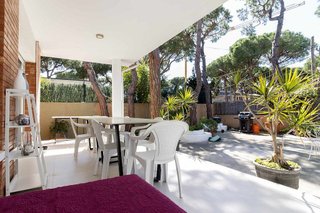 Chalet en alquiler en La Pineda en Castelldefels