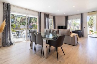 Chalet en alquiler en La Pineda en Castelldefels