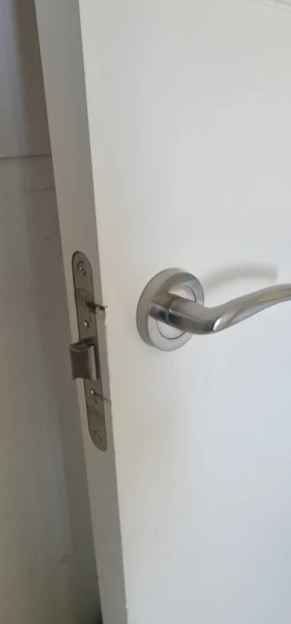 Puerta Leroy Merlin 62 cm