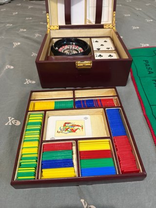 Set Juego Vintage Ruleta, Fichas , Cartas y domino
