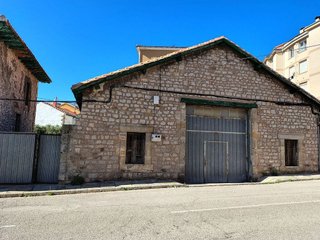 Chalet en venta en Reinosa