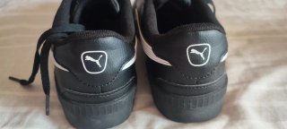 Zapatillas Puma Negras y Blancas