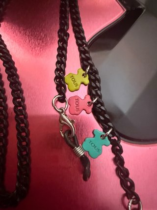 Cadena para gafas Tous negra con ositos