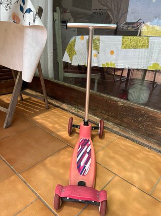 Patinete 4 ruedas rosa