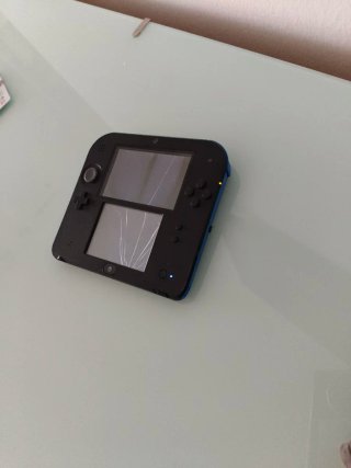 Nintendo 2DS Blu - Schermi rotti danneggiati