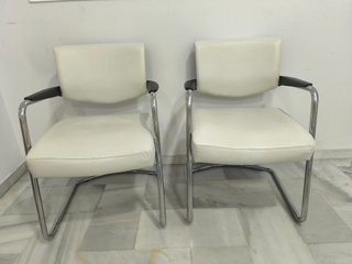 3 Sillas de Oficina Piel Sintética