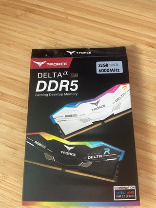 Placa Base Gigabyte B650 AORUS ELITE AX ICE B650