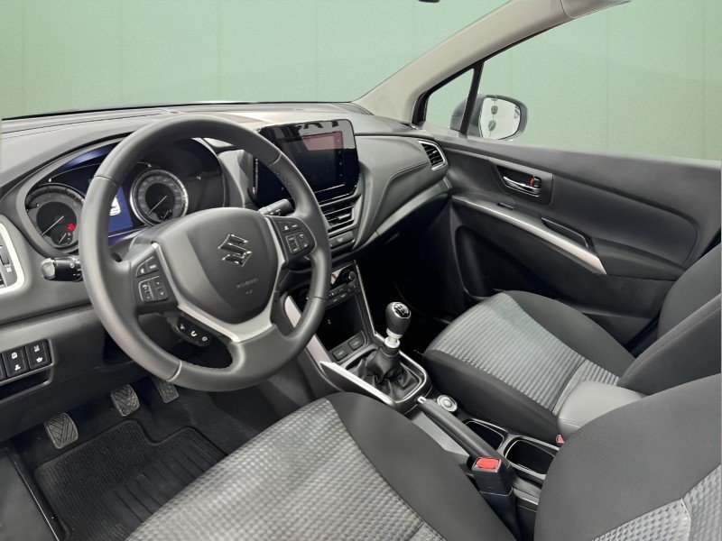 Suzuki S-Cross 2024, foto 9