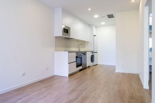 Piso en alquiler en Salvador en Madrid