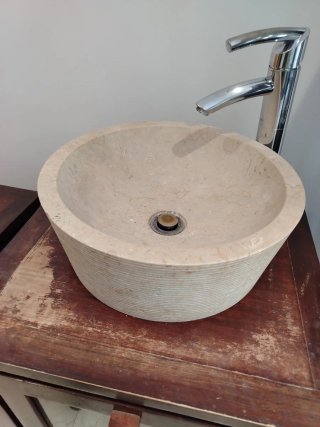 Conjunto muebles baño, pica de mármol y grifo alto