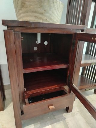 Conjunto muebles baño, pica de mármol y grifo alto