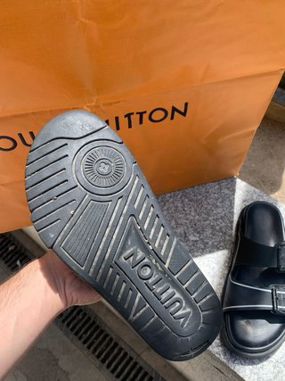 Sandalias Louis Vuitton Negras
