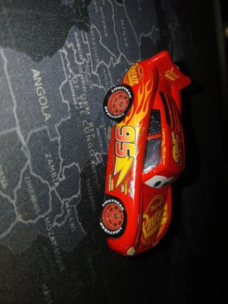 Coche de juguete Cars Rayo McQueen