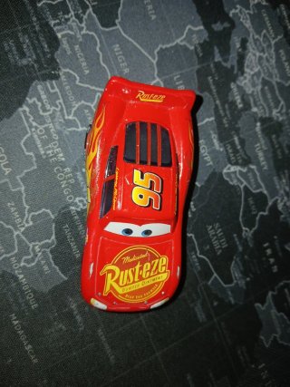Coche de juguete Cars Rayo McQueen