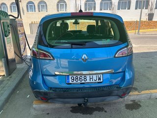 Renault Scenic 2012 enganche remol