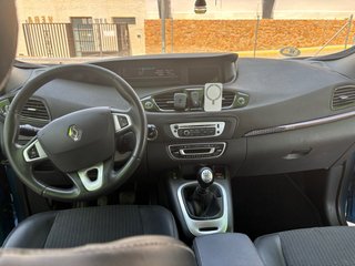 Renault Scenic 2012 enganche remol