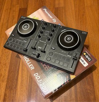 Pioneer DJ DDJ-200 Controller