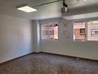 Oficina en venta en Piscinas en Villarreal