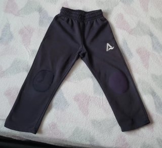 Chaqueta y pantalón uniforme Agora School