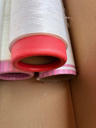 Rollos de Hilo Blanco