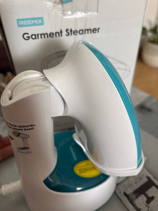 Plancha Vertical REEMIX Garment Steamer