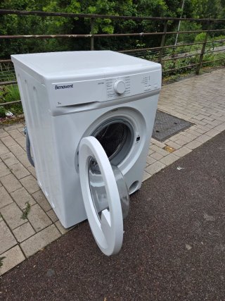 Lavadora Benavent LBV51000