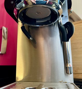 Cafetera y Molinillo HiBREW