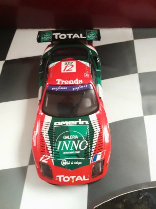 Ferrari 550 Scalextric 1:32