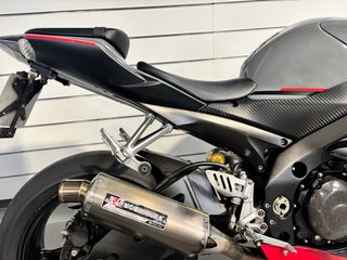 Suzuki GSX-R 1000 2008 Gris