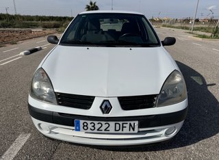RENAULT CLIO 1.2i 5 PUERTAS ¡LEER TEXTO!