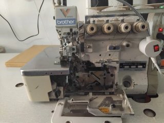 Remalladora Brother 5 hilos