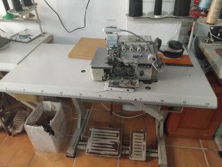 Remalladora Brother 5 hilos