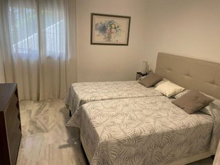 Piso en alquiler en Elviria en Marbella