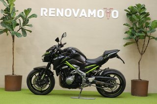 Kawasaki Z900 (A2)