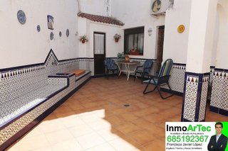 Casa adosada en venta en Illora