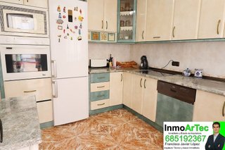 Casa adosada en venta en Illora