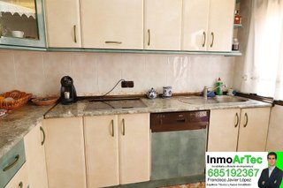 Casa adosada en venta en Illora