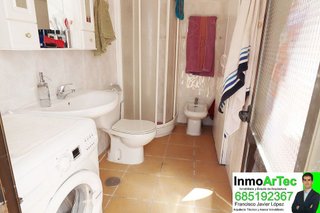 Casa adosada en venta en Illora