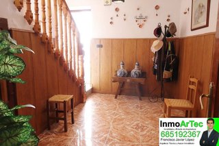 Casa adosada en venta en Illora