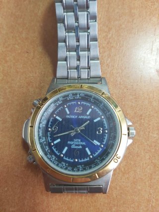 Reloj Patrick Arnald Cuarzo Oro y Plata