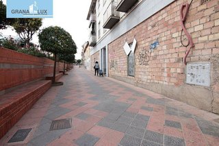 Local comercial en venta en Las Tres Cruces en Armilla