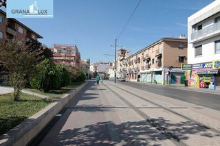 Local comercial en venta en Las Tres Cruces en Armilla
