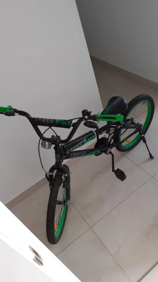 Bicicleta BMX SEMINUEVA