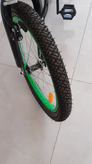 Bicicleta BMX SEMINUEVA