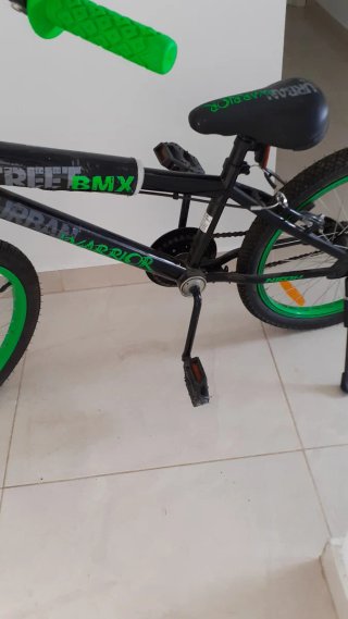 Bicicleta BMX SEMINUEVA