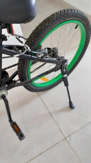 Bicicleta BMX SEMINUEVA