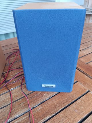 Altavoces Thomson Azul y Marrón